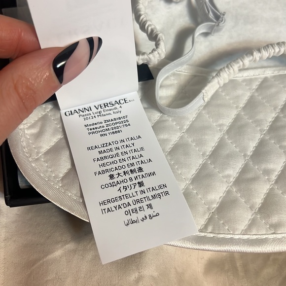 VERSACE Home Medusa Amplified Eye Sleep Mask - Picture 10 of 11